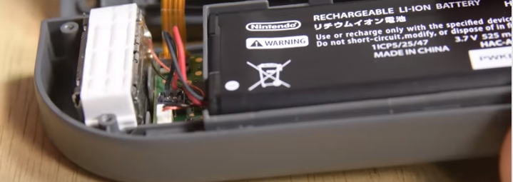 ニンテンドースイッチのジョイコンが充電されない場合の修理法 